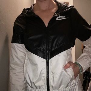 Nike Windbreaker Jacket